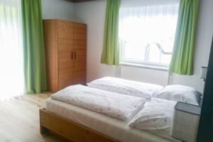 Neu renovierte Zimmer beim Mendlingbauer - Urlaub am Bauernhof